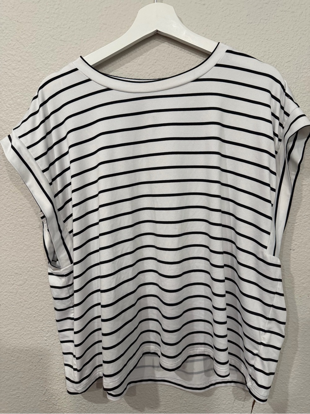bobeau Black & White Striped Top